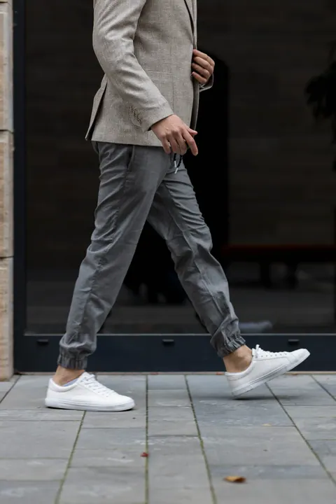 Szürke Aprómintás Slim Fit Chino Nadrág