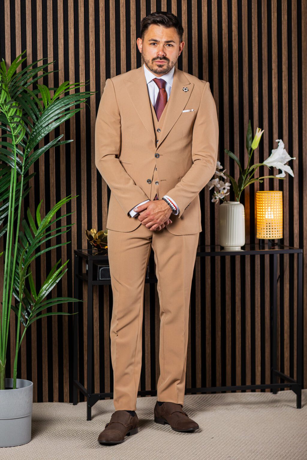Camel Háromrészes Slim Öltöny
