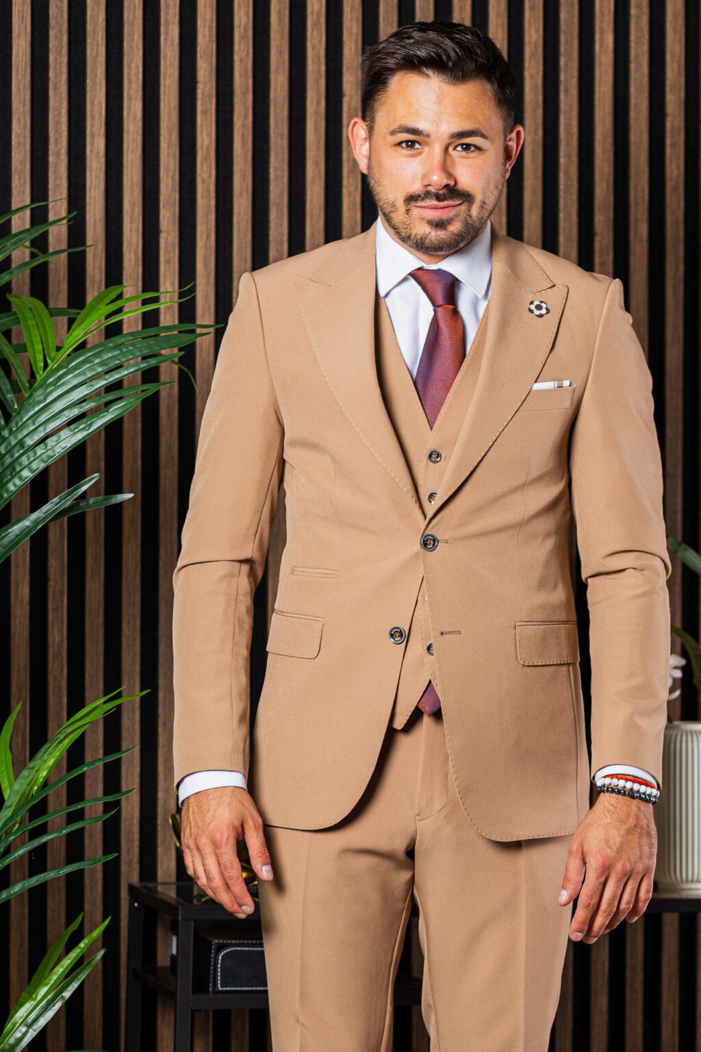 Camel Háromrészes Slim Öltöny